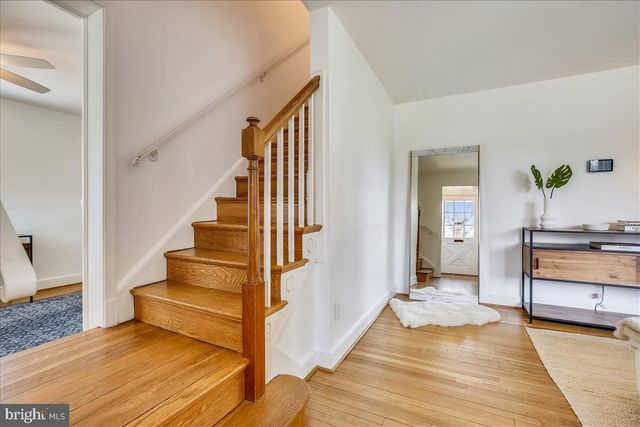 $1,095,000 | 4501 Amherst Lane, Bethesda, MD 20814