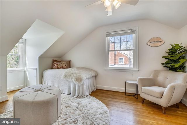 $1,095,000 | 4501 Amherst Lane, Bethesda, MD 20814