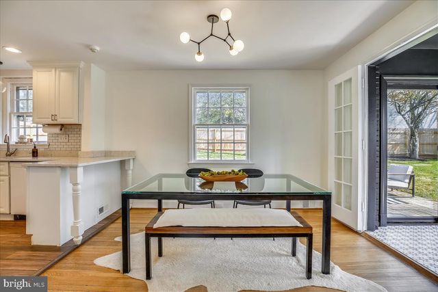 $1,095,000 | 4501 Amherst Lane, Bethesda, MD 20814