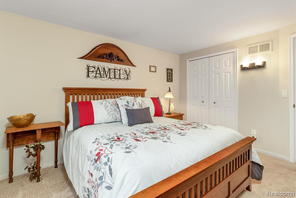 682 Heritage Lane Rochester Hills, MI 48309 - Photo 27 of 88