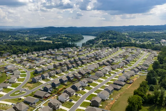 $385,000 | 5659 Wildlife Circle, Piney Flats, TN 37686