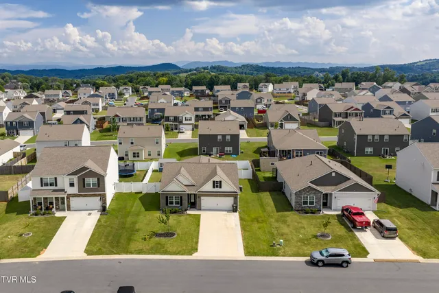 $385,000 | 5659 Wildlife Circle, Piney Flats, TN 37686