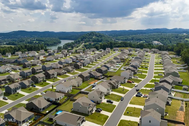 $385,000 | 5659 Wildlife Circle, Piney Flats, TN 37686