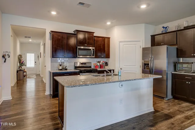 $385,000 | 5659 Wildlife Circle, Piney Flats, TN 37686