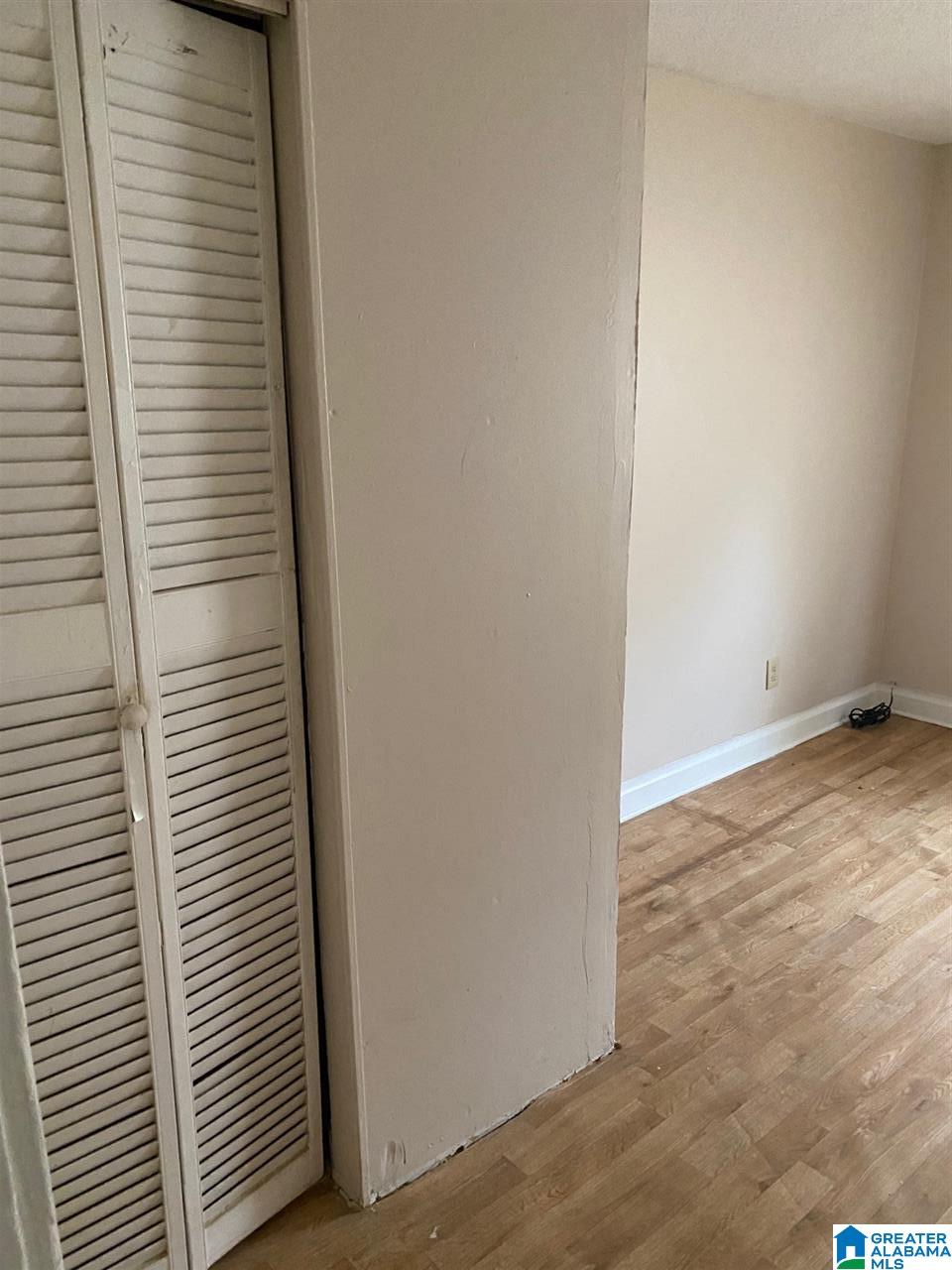 2436 Carlos Avenue Southwest Birmingham, AL 35211 - Photo 4 of 10