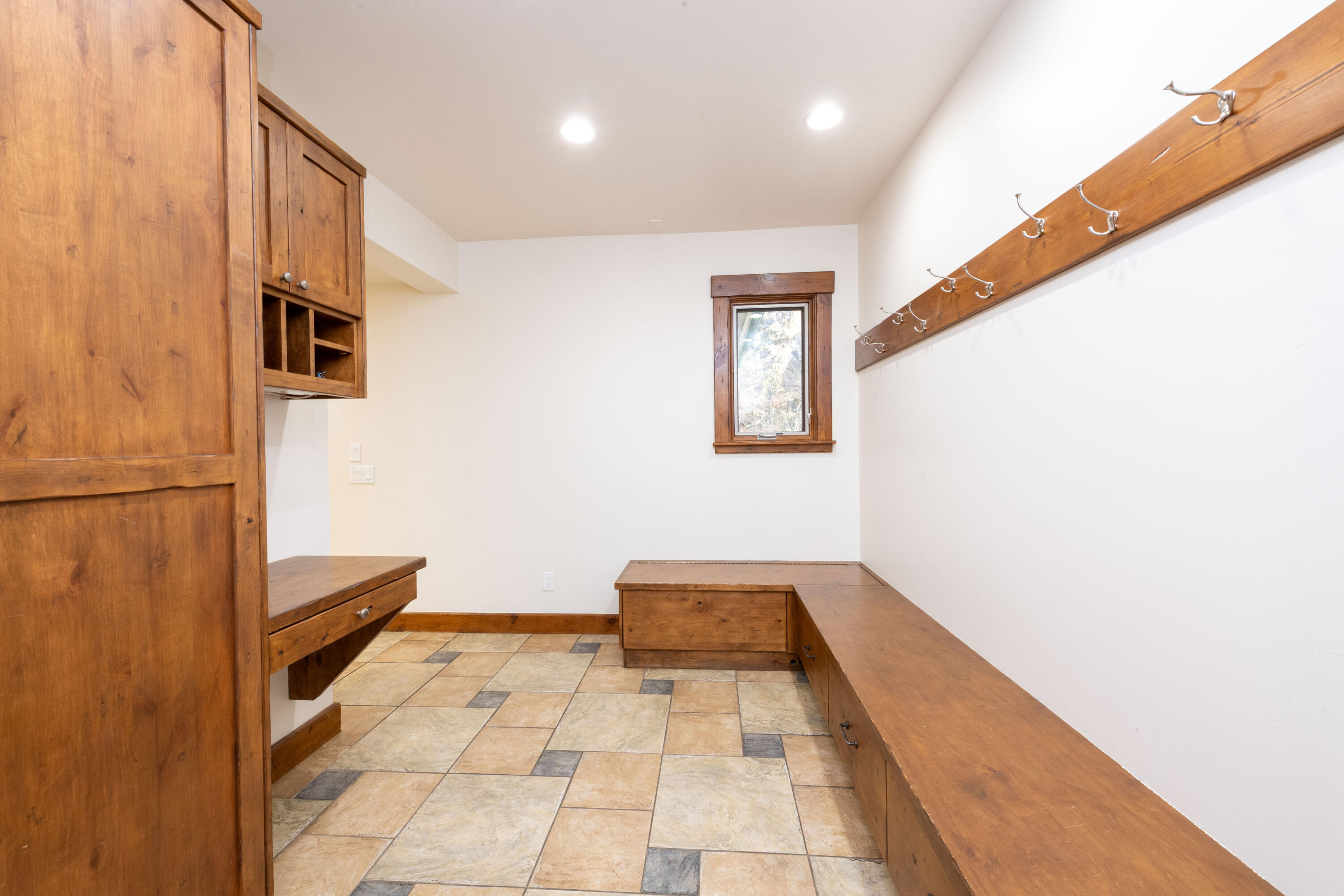 200 East Canyon Run Boulevard Ketchum, ID 83340 - Photo 23 of 28 Mudroom