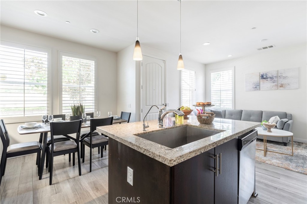 816 East Promenade, Unit A Azusa, CA 91702 - Photo 27 of 75