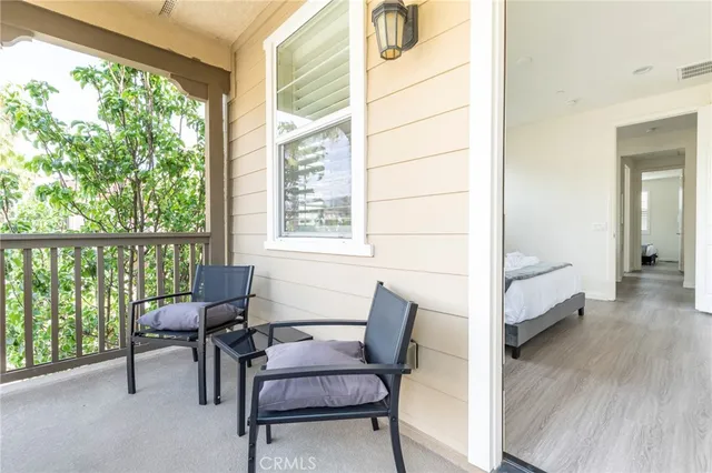 $678,000 | 816 East Promenade, Unit A, Azusa, CA 91702