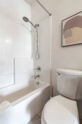 $678,000 | 816 East Promenade, Unit A, Azusa, CA 91702