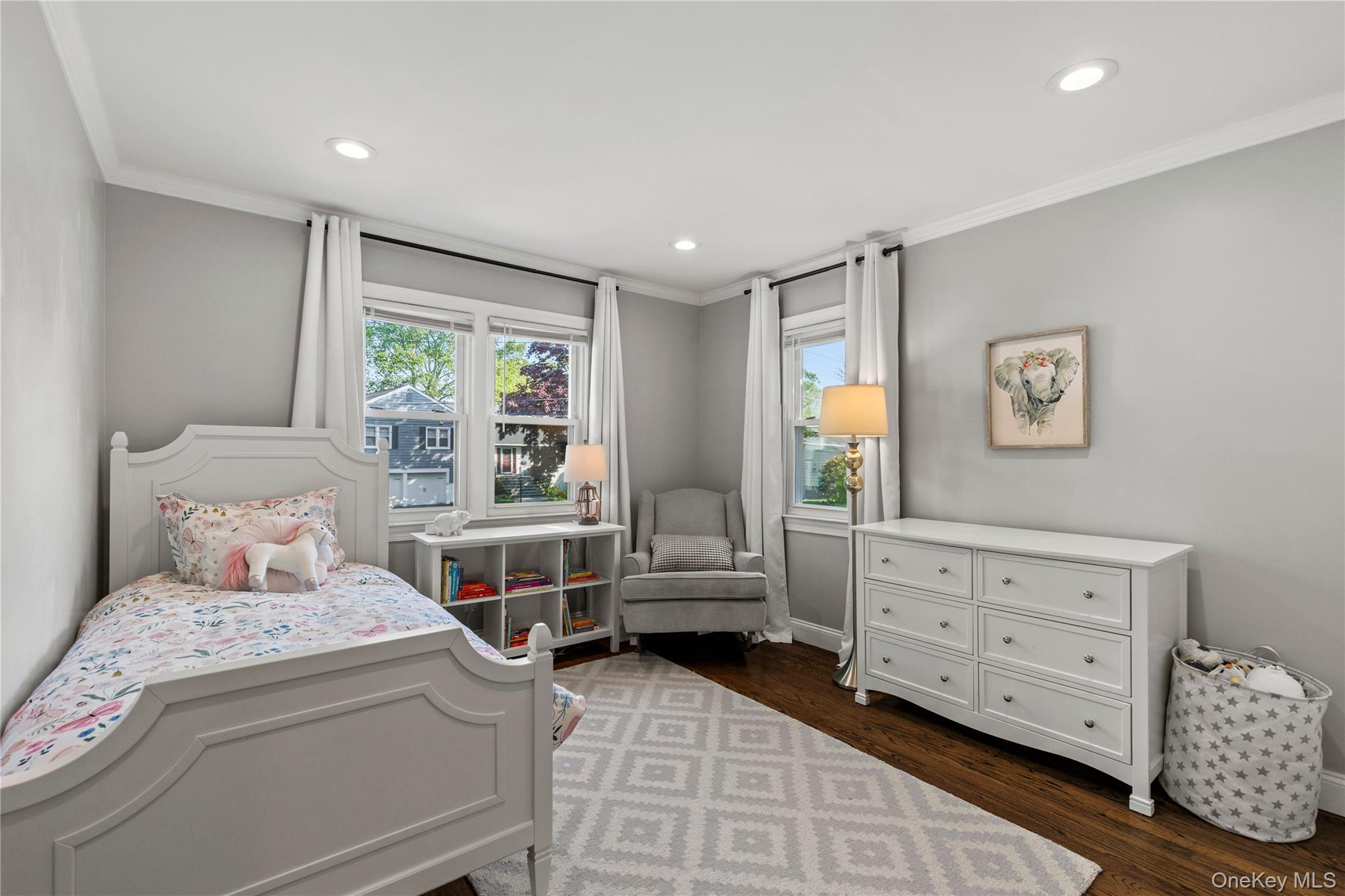 8 Rugby Road New Rochelle, NY 10804 - Photo 18 of 37