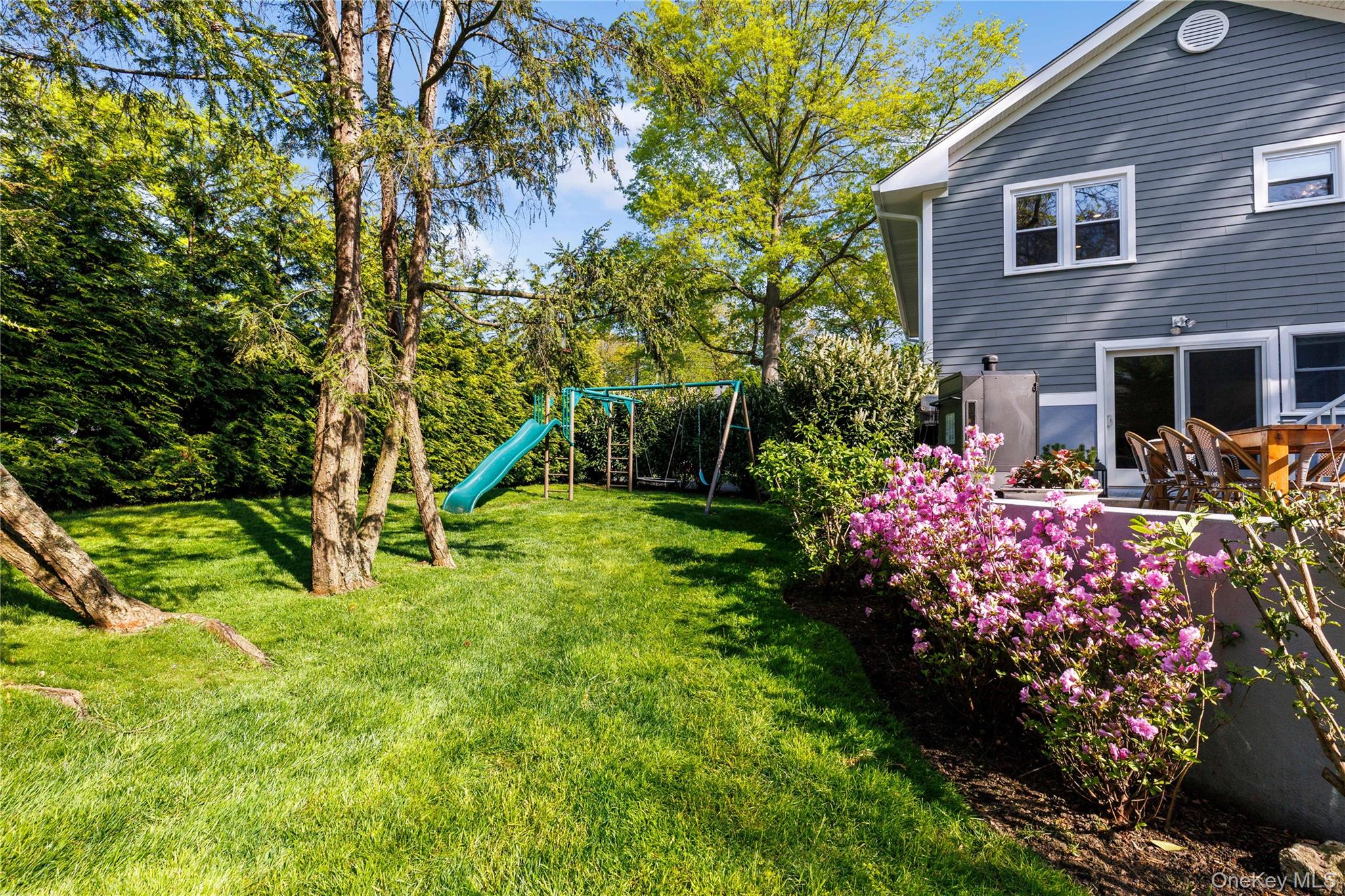 8 Rugby Road New Rochelle, NY 10804 - Photo 32 of 37