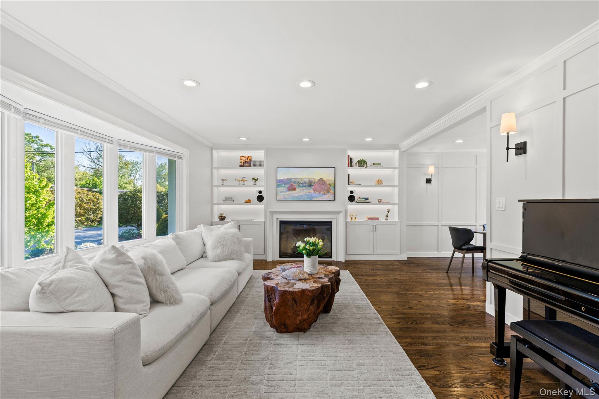 8 Rugby Road New Rochelle, NY 10804 - Photo 5 of 37