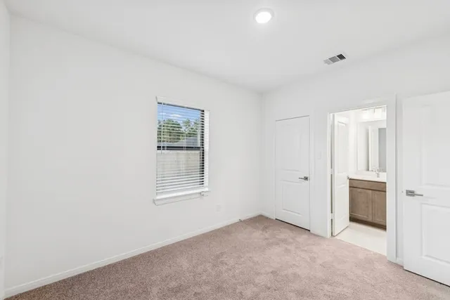 $2,900 | 326 Prairie Warbler Street, Magnolia, TX 77354