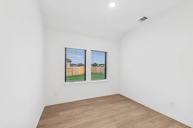 $2,900 | 326 Prairie Warbler Street, Magnolia, TX 77354