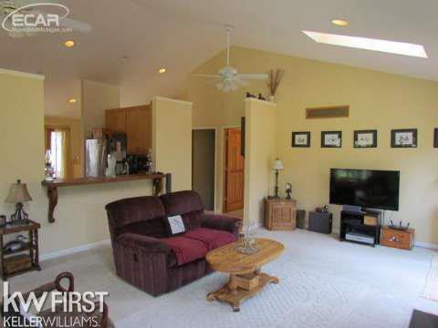 4328 West Bruff Road Fowlerville, MI 48836 - Photo 3 of 44 20445852-2.JPG