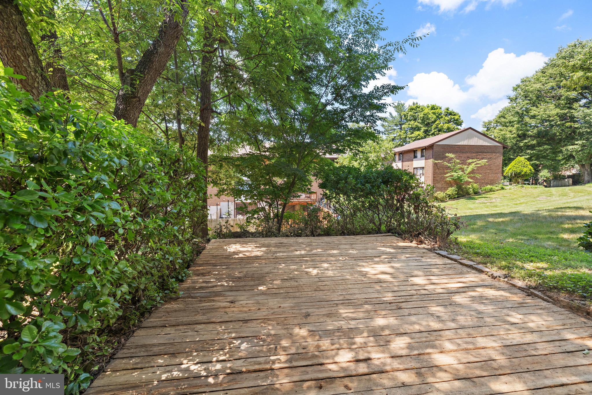 8931 Footed Ridge Columbia, MD 21045 - Photo 32 of 34