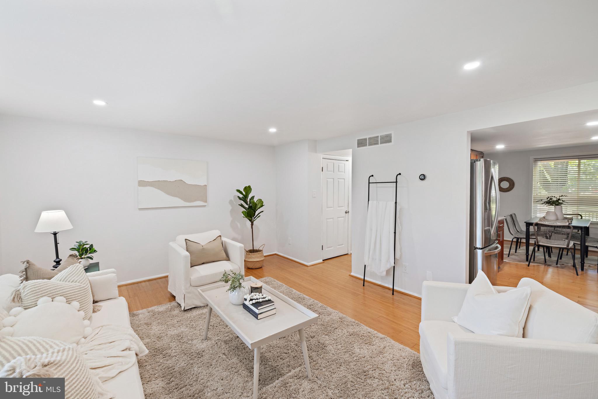 8931 Footed Ridge Columbia, MD 21045 - Photo 7 of 34