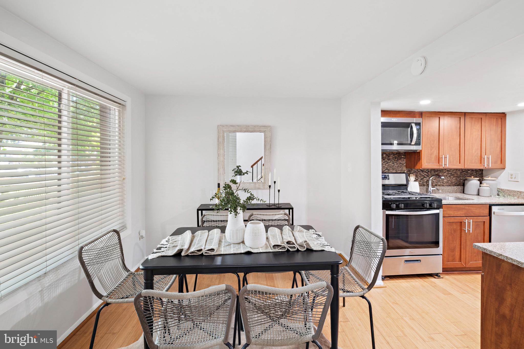 8931 Footed Ridge Columbia, MD 21045 - Photo 8 of 34