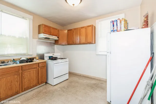 $205,000 | 7422 South Kimbark Avenue, Chicago, IL 60619