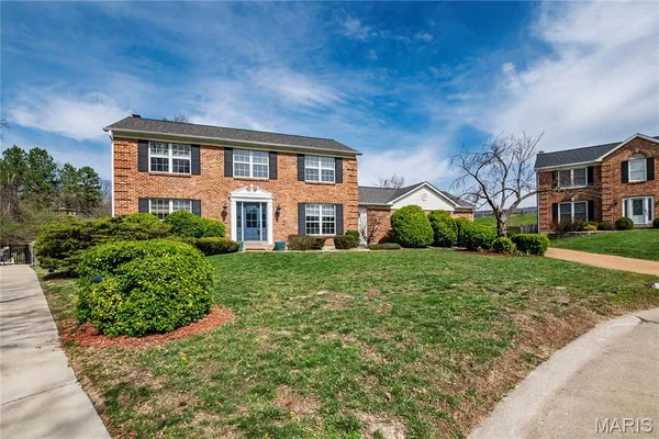 $509,900 | 6301 Highland Estates Drive, St. Louis, MO 63129