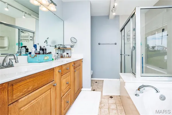 $509,900 | 6301 Highland Estates Drive, St. Louis, MO 63129