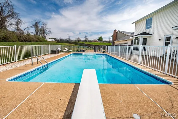 $509,900 | 6301 Highland Estates Drive, St. Louis, MO 63129
