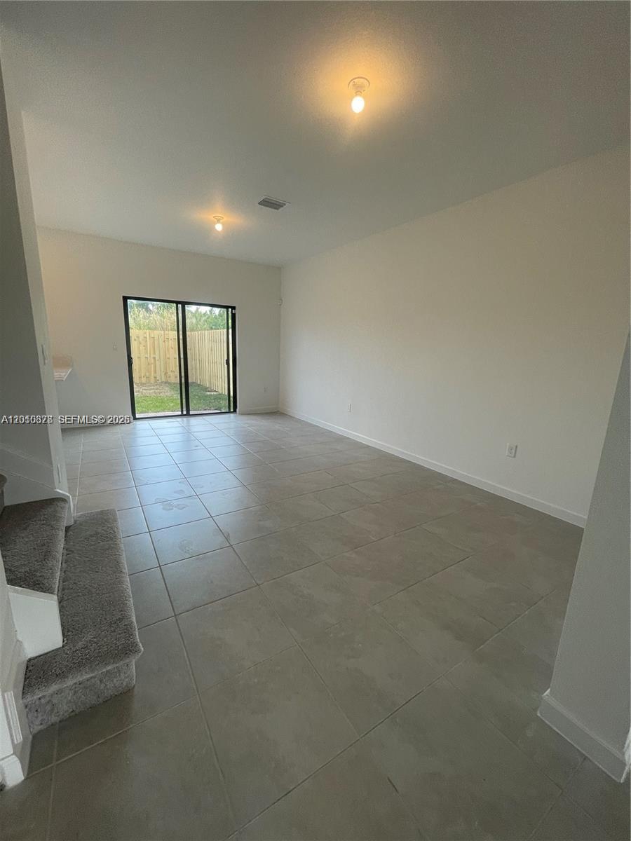24641 Southwest 117th Path, Unit 24641 Homestead, FL 33032 - Photo 2 of 9
