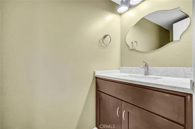 $725,000 | 1700 West Cerritos Avenue, Unit 144, Anaheim, CA 92804