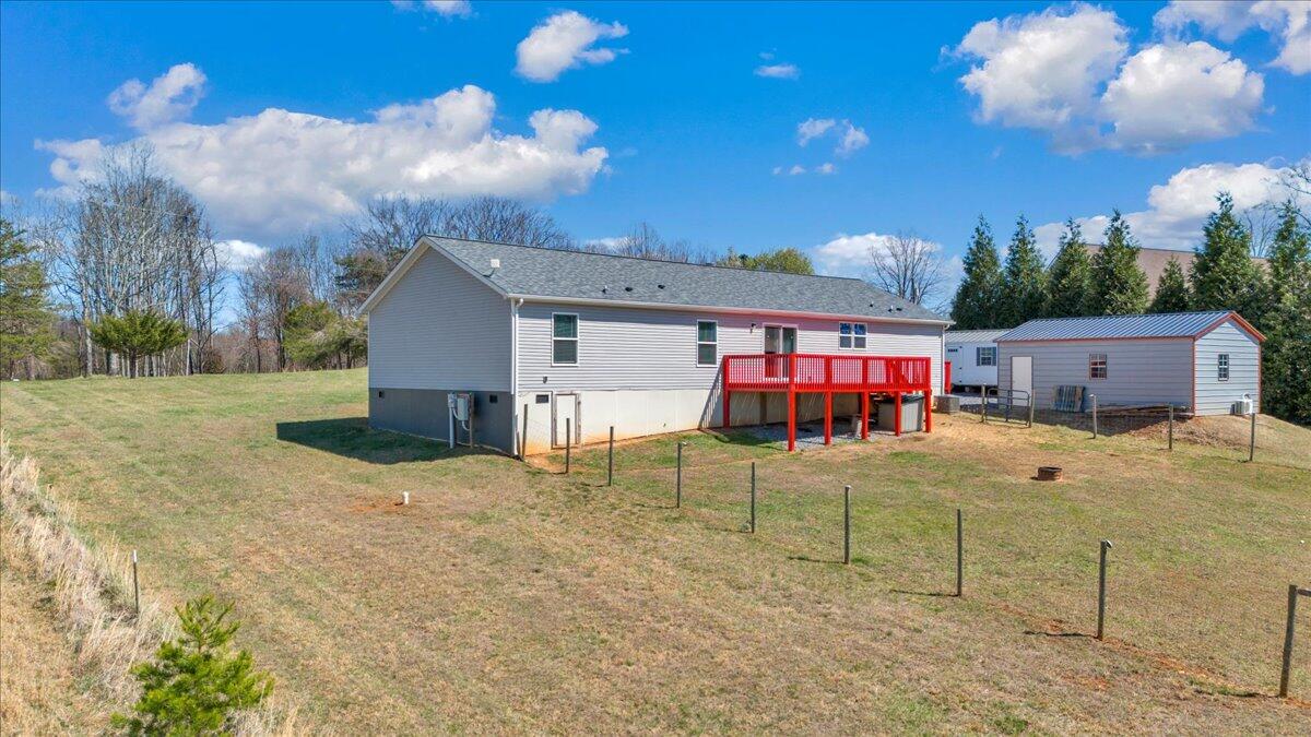 1844 Fiddler Creek Road Bedford, VA 24523 - Photo 34 of 47 34-DJI_20260323141245_0003_D-R5