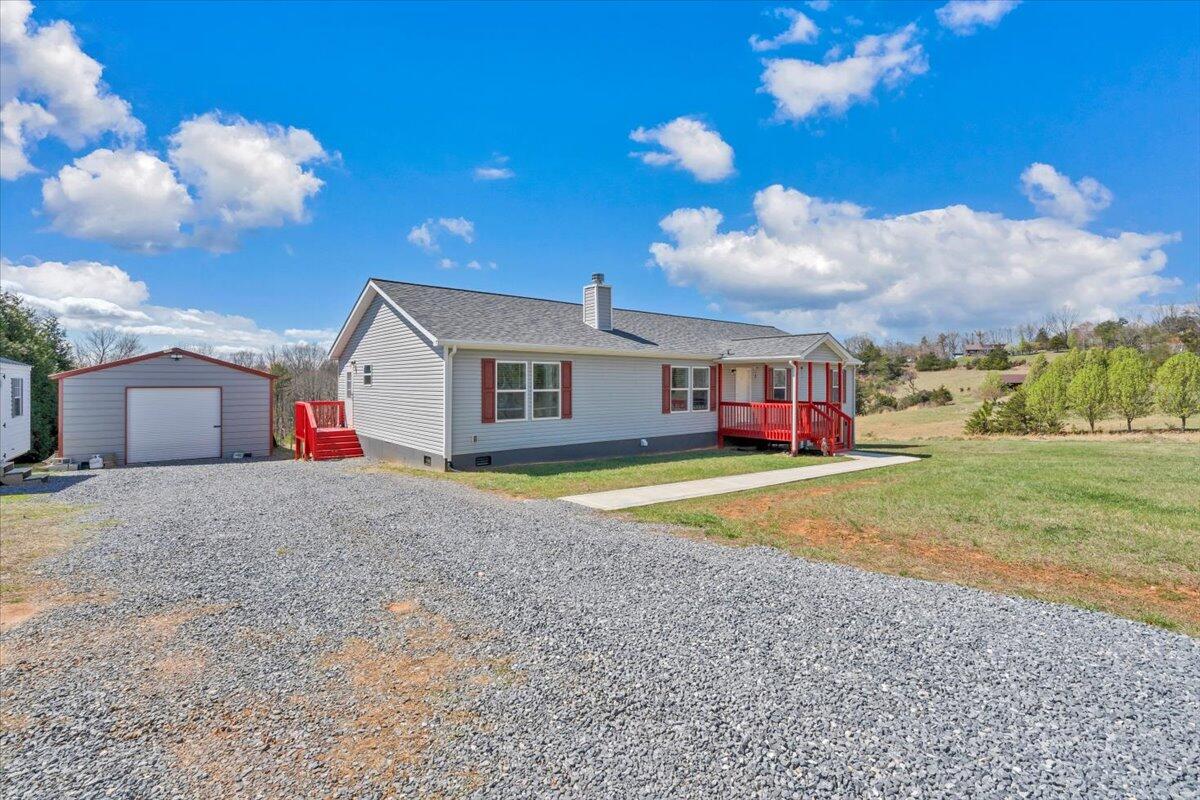1844 Fiddler Creek Road Bedford, VA 24523 - Photo 43 of 47 43-MIB00823
