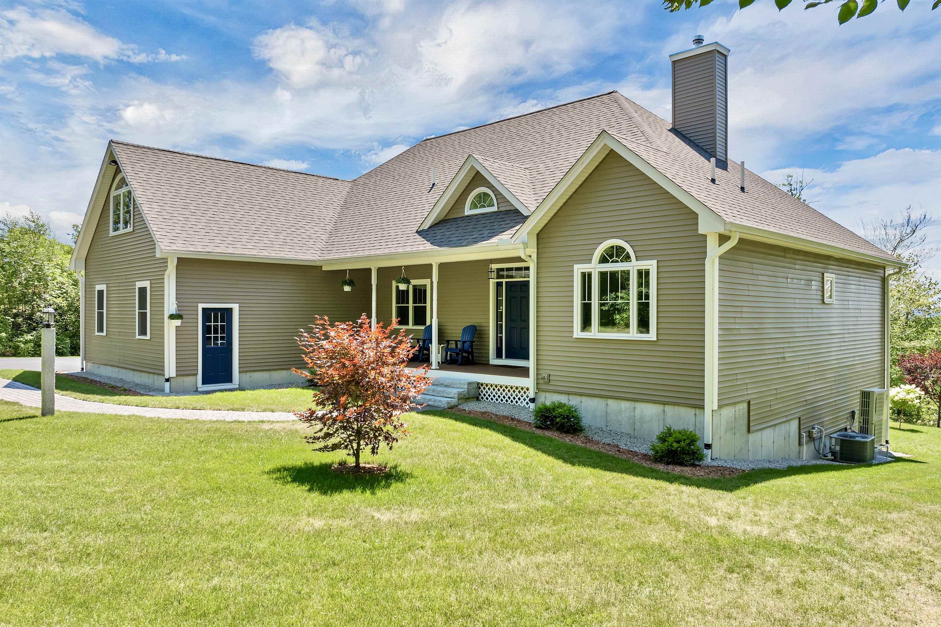 185 Ambrose Way Wolfeboro, NH 03894 - Photo 9 of 54