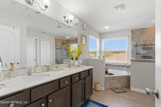 $370,000 | 10077 Kit Fox Parkway, Jacksonville, FL 32222