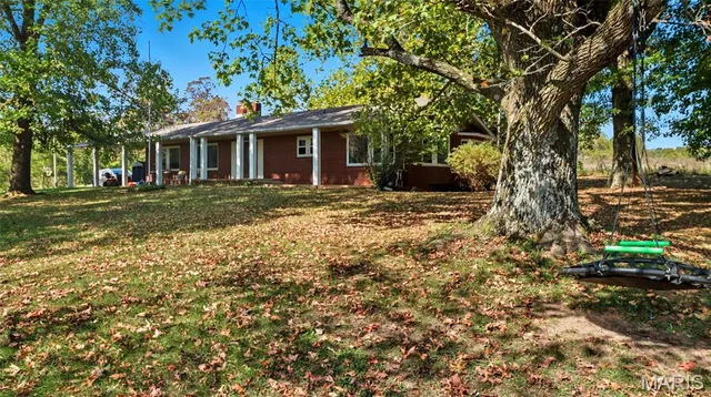 $440,000 | 9221 State Route North, Mountain Grove, MO 65711