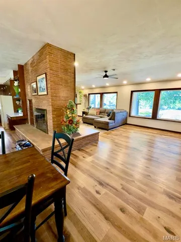 $440,000 | 9221 State Route North, Mountain Grove, MO 65711