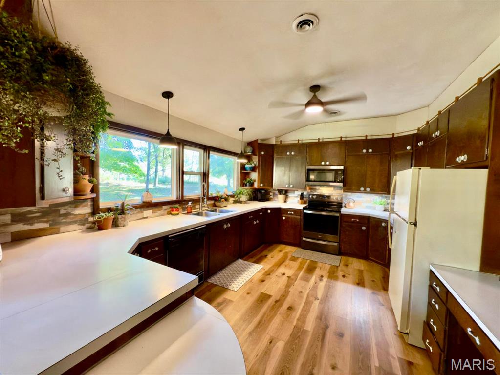 9221 State Route North Mountain Grove, MO 65711 - Photo 22 of 34