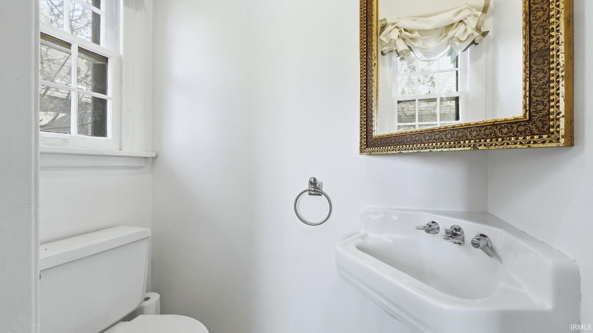 4301 Indiana Avenue Fort Wayne, IN 46807 - Photo 17 of 36