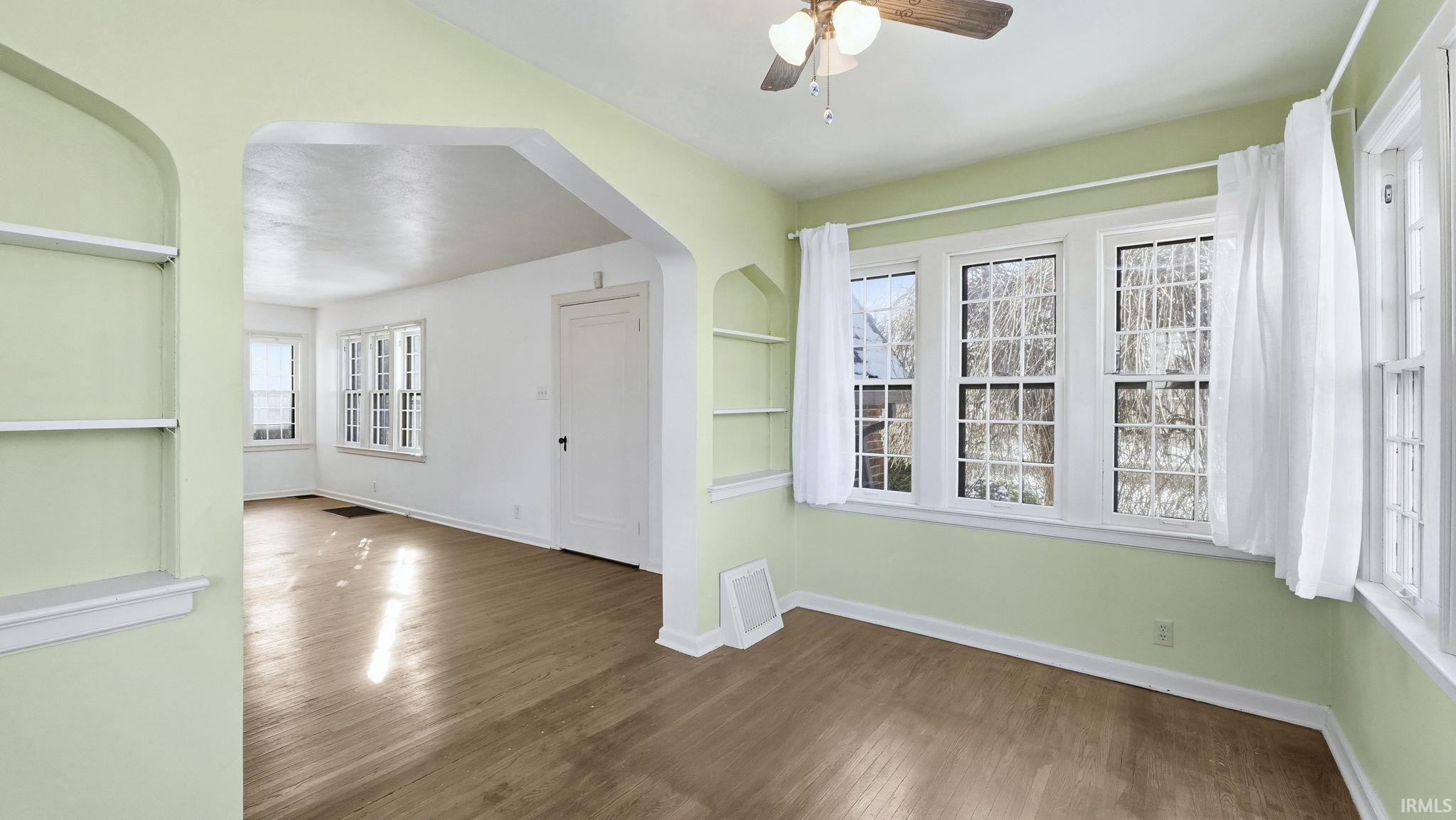 4301 Indiana Avenue Fort Wayne, IN 46807 - Photo 10 of 36