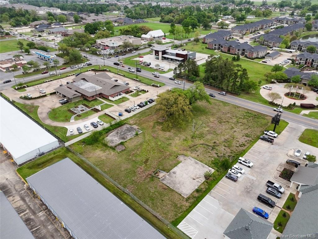 2828 Country Club Road Lake Charles, LA 70605 - Photo 13 of 15