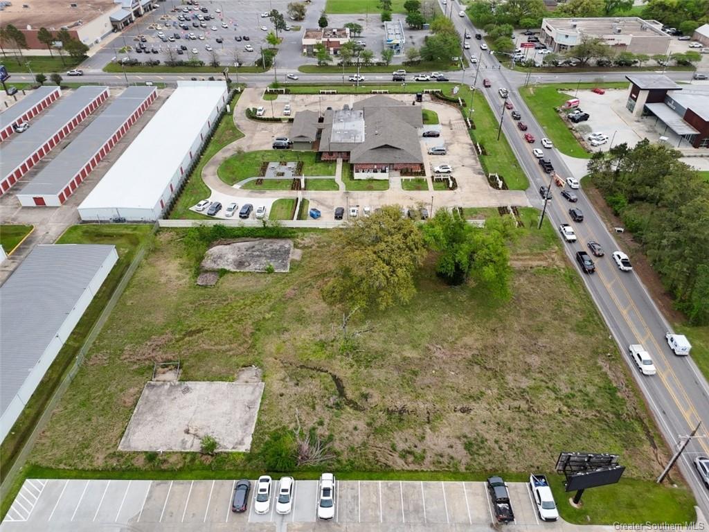 2828 Country Club Road Lake Charles, LA 70605 - Photo 5 of 15