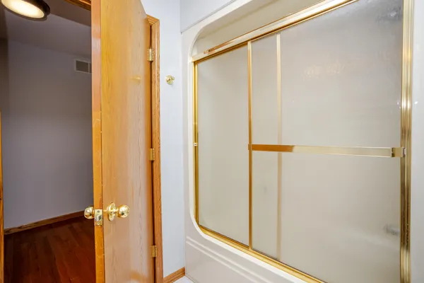 $399,000 | 8940 Calhoun Place, Crown Point, IN 46307