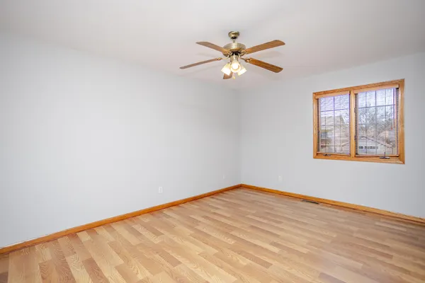 $399,000 | 8940 Calhoun Place, Crown Point, IN 46307