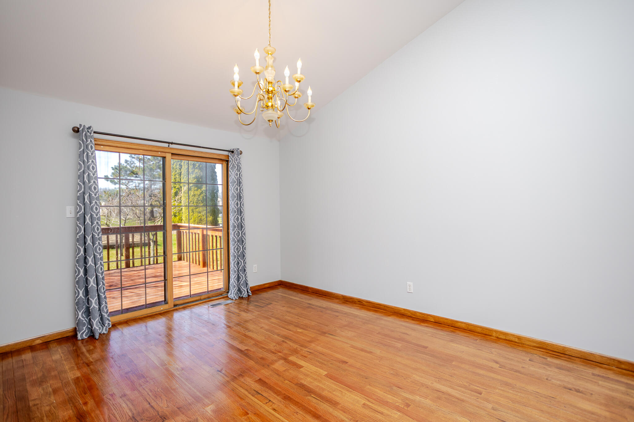 8940 Calhoun Place Crown Point, IN 46307 - Photo 6 of 30 2048x1365