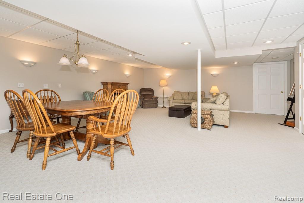 6615 Chatham Circle Rochester Hills, MI 48306 - Photo 47 of 62