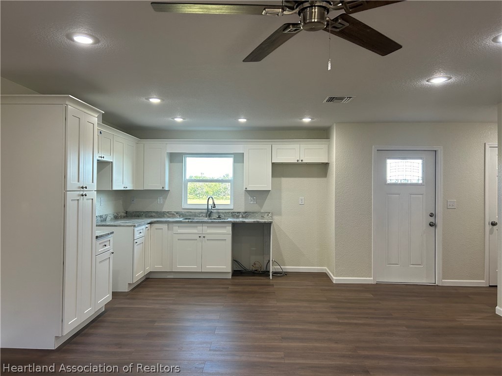 4505 Alderman Road Bowling Green, FL 33834 - Photo 3 of 18 Gallery Image 3