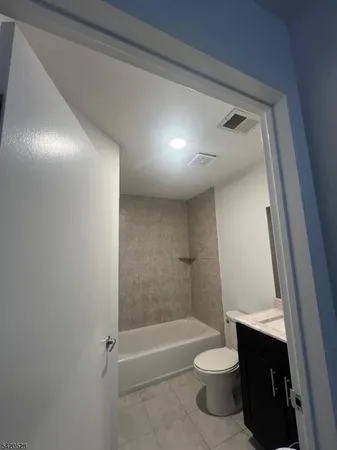 $2,300 | 100 Liberty Village Drive, Unit 202, Warren, NJ 07059