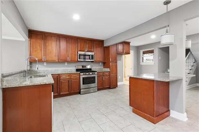 $399,000 | 4423 Karen Avenue, Jefferson, LA 70121