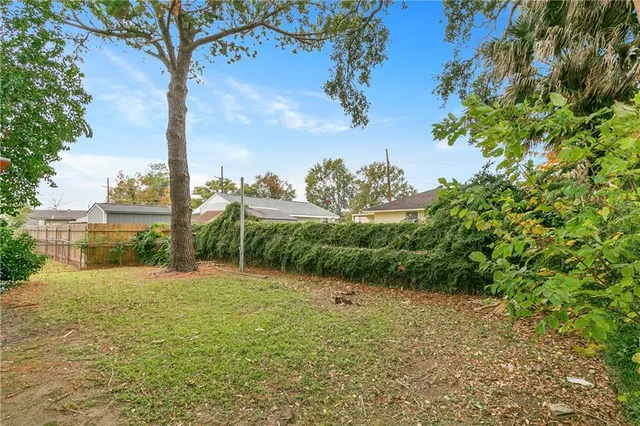 $399,000 | 4423 Karen Avenue, Jefferson, LA 70121