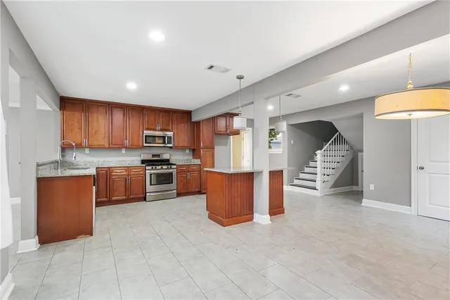 $399,000 | 4423 Karen Avenue, Jefferson, LA 70121