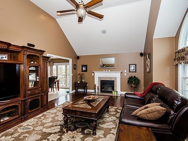 33 Cart Path Road Dracut, MA 01826 - Photo 11 of 30 Gallery Image 11