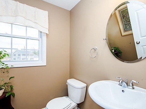 33 Cart Path Road Dracut, MA 01826 - Photo 14 of 30 Gallery Image 14